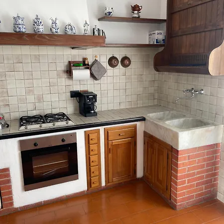 Dona Apartament Marina di Massa